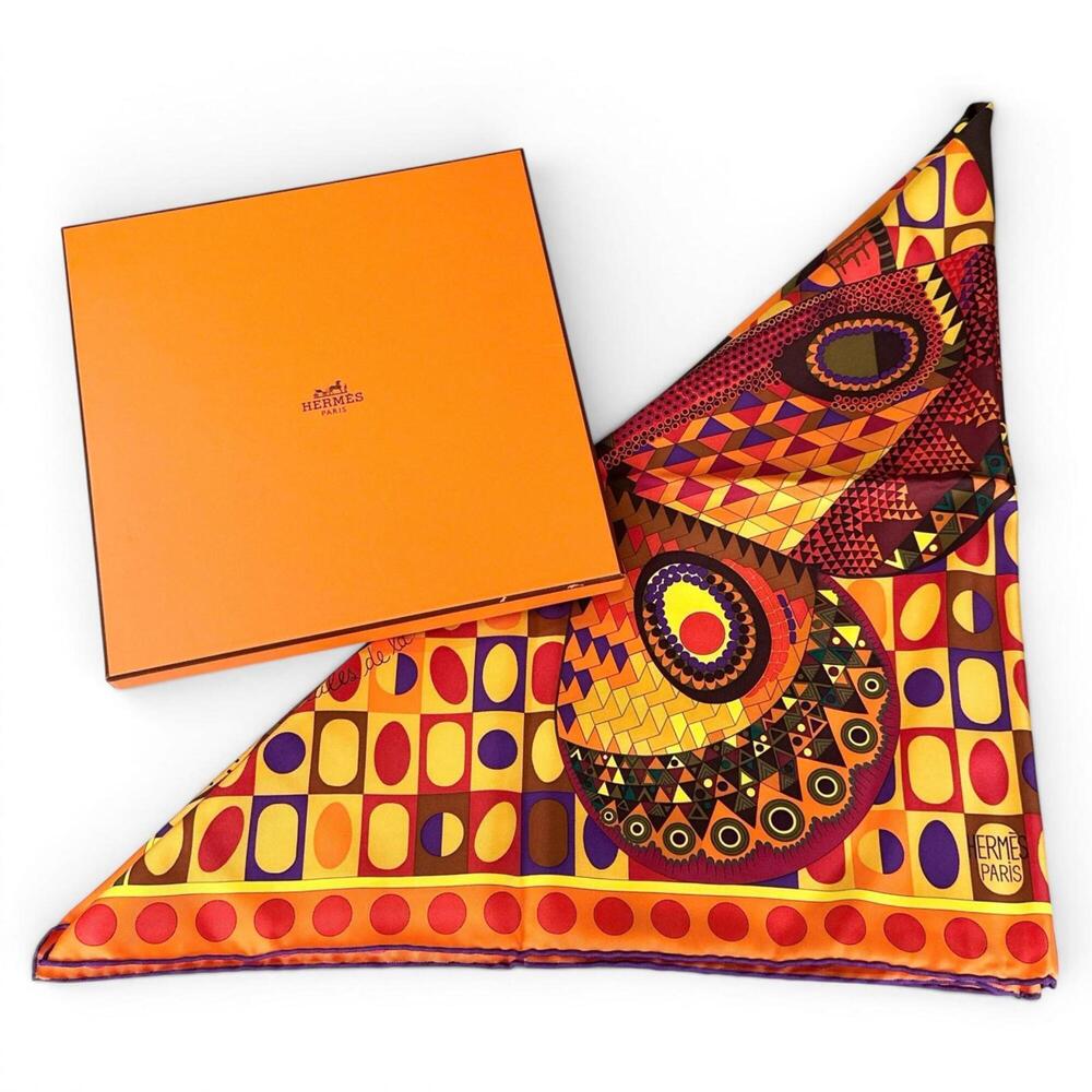 HERMES Authentic Black Silk Scarf - Picture 2 of 9
